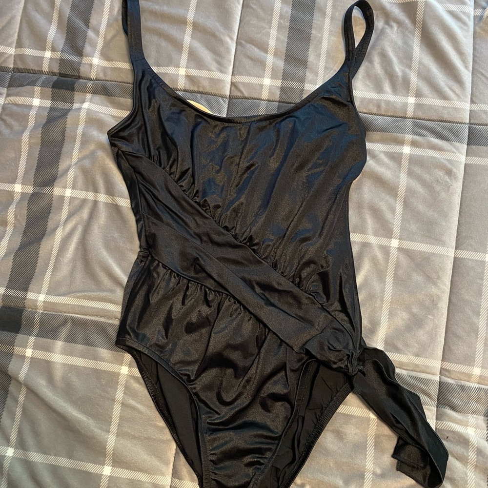 Sirena One Piece, Tie-front swimsuit